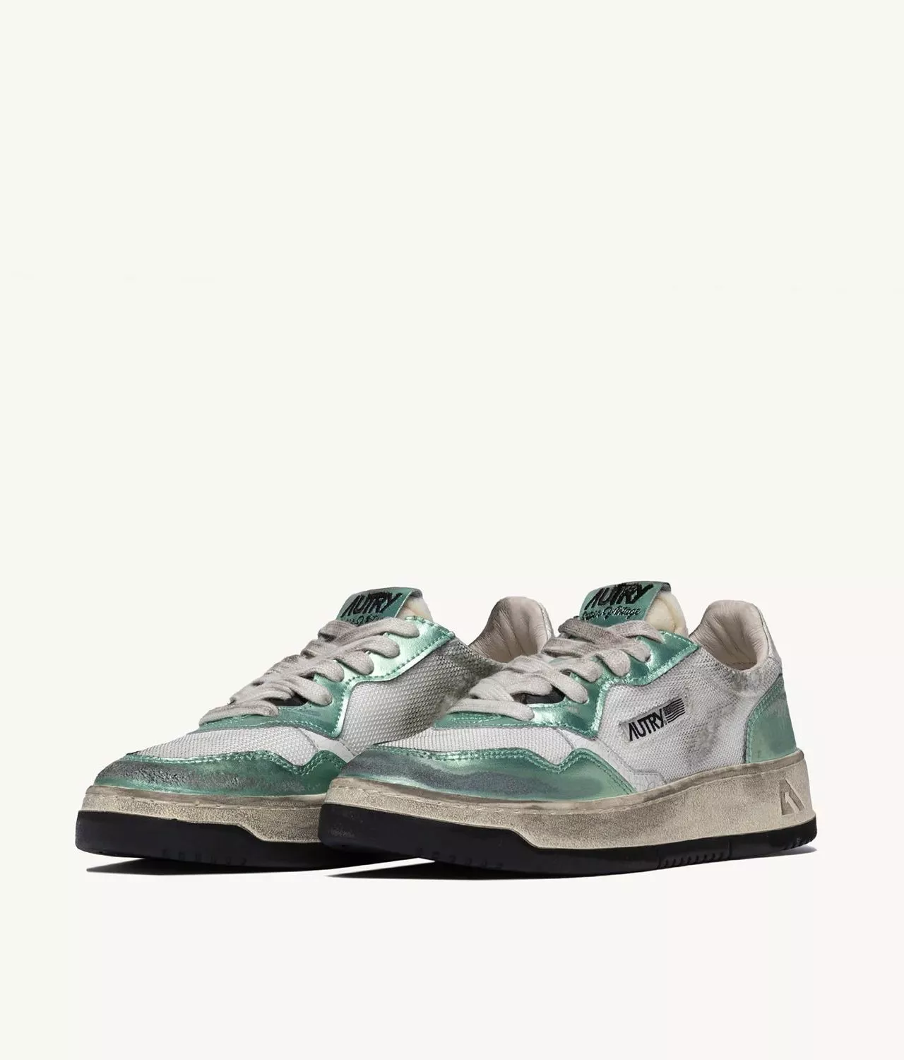 AUTRY - SUPER VINTAGE MEDALIST LOW SNEAKERS IN WHITE MESH, PASTEL GREEN SUEDE AND WHITE LEATHER