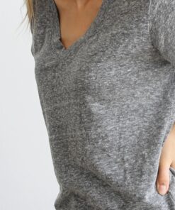 PERFECT WHITE TEE – JIMI COTTON LONG SLEEVE V NECK TEE