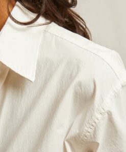 PERFECT WHITE -BUTTON DOWN SHIRT- JEAMES