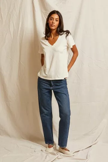 PERFECT WHITE -V-NECK T HENDRIX