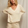 ⁦PERFECT WHITE - NICOLLETE MESH V NECK SWEATER⁩ – תמונה ⁦2⁩