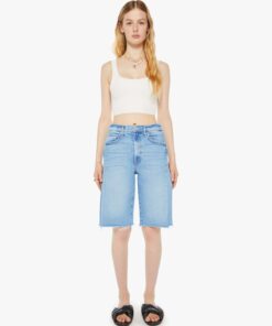 PERFECT WHITE- LISA  FITTED SHORT SLEEVE TEE