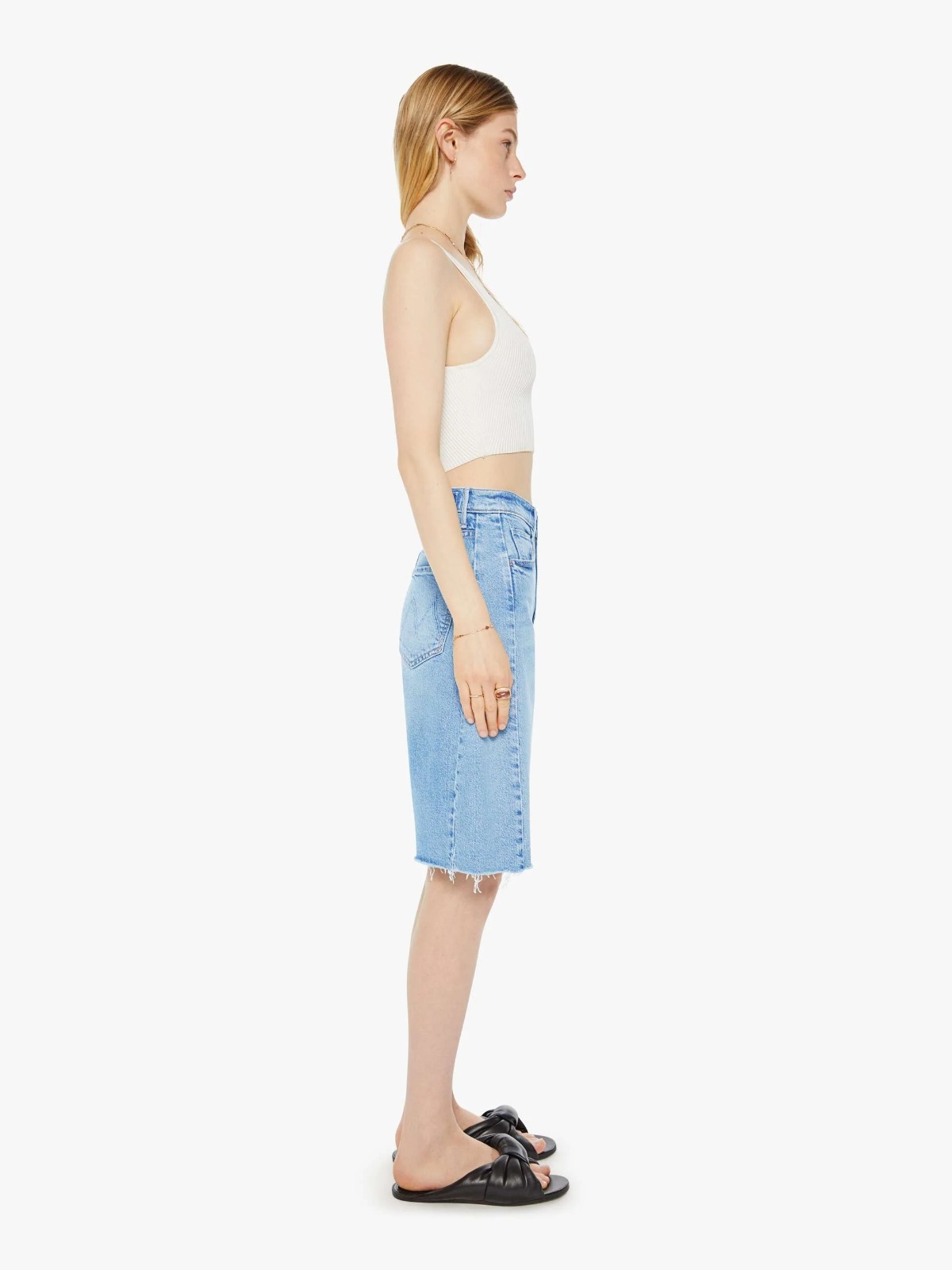 PERFECT WHITE- LISA  FITTED SHORT SLEEVE TEE