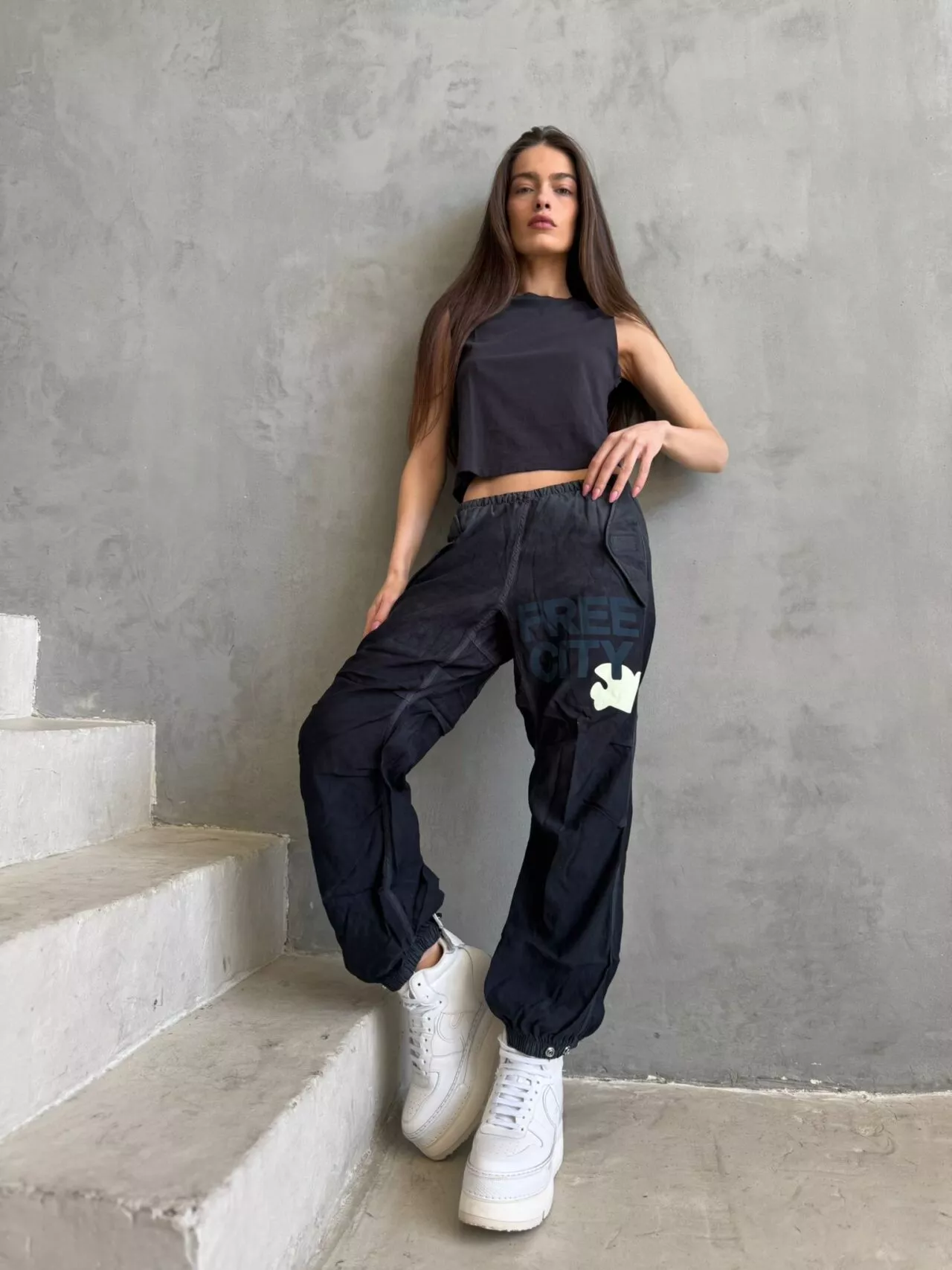 FREECITY sweatpant - creamy/army