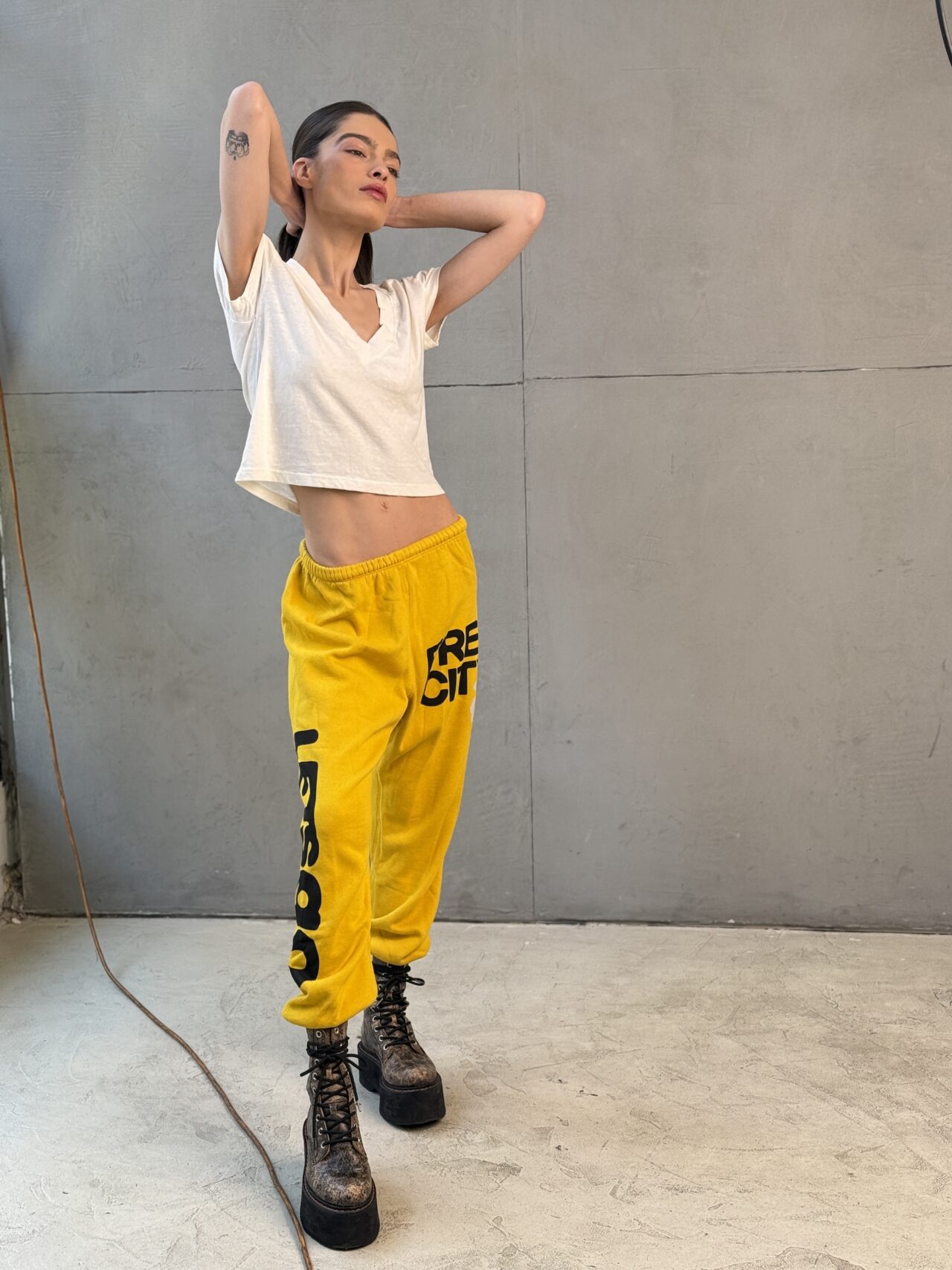 FREE CITY - CIRCA'99 OG LETSGO OLDSCHOOL POLYBLEND/FLUFF sweat - artyard yellow