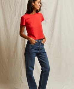 PERFECT WHITE- LISA  FITTED SHORT SLEEVE TEE