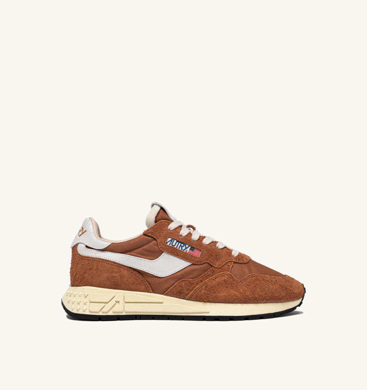 ⁦AUTRY - REELWIND LOW SNEAKERS IN NYLON AND SUEDE⁩ – תמונה ⁦2⁩
